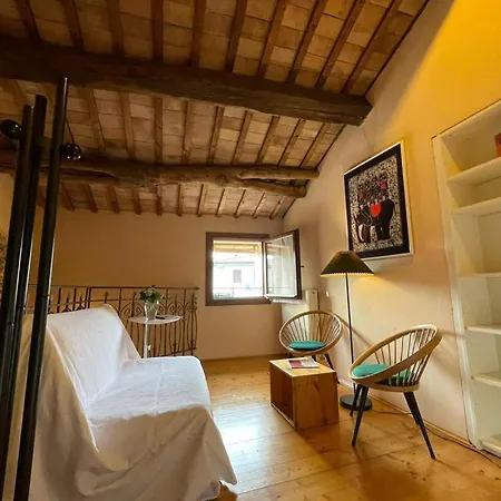Apartment La Casa Di Laura *